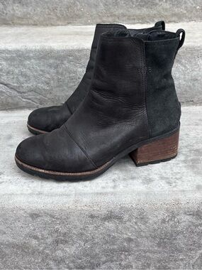 Sorel Cate Black Bootie Size 8